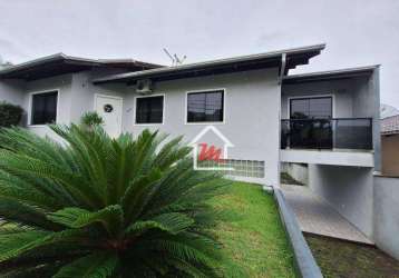 Linda casa a venda no bairro água verde