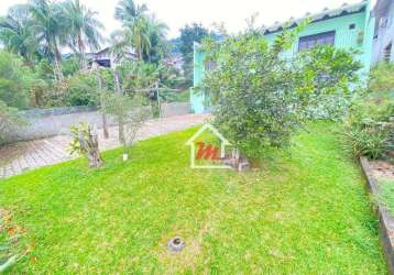 Casa com amplo espaço terreno - garcia - blumenau/sc