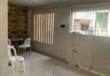 Casa ur 2 toda reformada