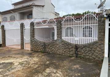 Vendo casa com 03 quartos/01 suíte na qnd 60 em taguatinga norte