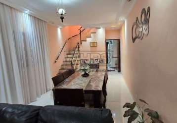 Casa à venda com 360m², 3 quartos e 2 vagas