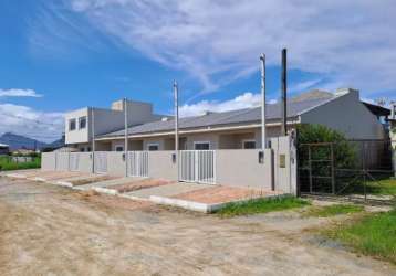 Casa com 2 quartos à venda na rua paranagua, 100, carvoeiro, guaratuba, 60 m2 por r$ 250.000