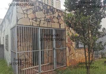 Lote com 02 imóveis de uso mixto (comercial e residencial) na qna 18, a melhor localização de taguatinga.