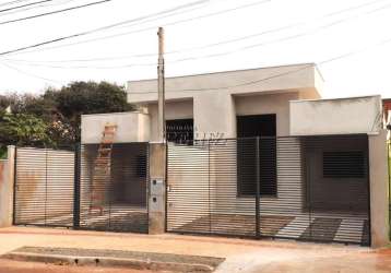 Casa com 3 quartos à venda na perobal, --, leonor, londrina por r$ 360.000