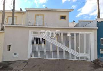 Casa em bairro sobrado à venda no bairro itu novo centro em itu, com 3 suítes, em um terreno de 200m²