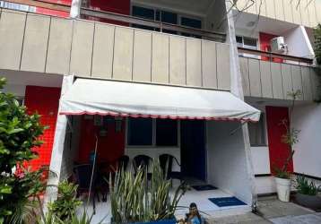 Casa com 2 quartos à venda na rua barreto pedroso, 2, pituaçu, salvador, 79 m2 por r$ 470.000