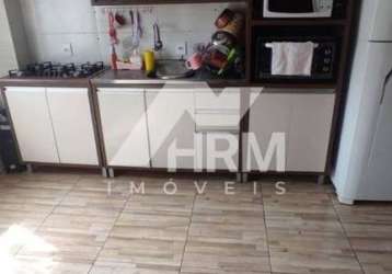 Apartamento a venda de 02 dormitórios,  camboriú-sc