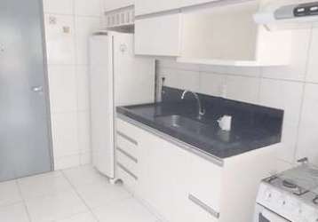 Apartamento 2 q. cozinha mobiliada. com armários. próximo praça universitária