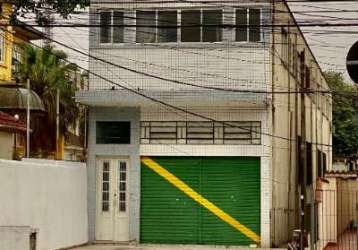 Casa para alugar na rua luís de camões, 236, encruzilhada, santos por r$ 15.000