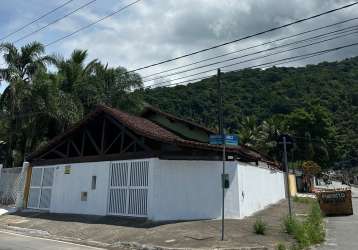 Casa à venda com 2 quartos/suíte