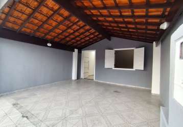 Casa aconchegante com 130m² 2 quartos