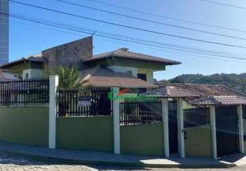 Casa com 3 dormitórios à venda por r$ 990.000  água verde - blumenau/sc