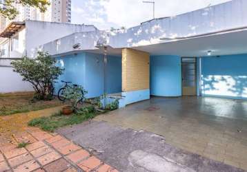 Casa no setor marista com finalidade comercial