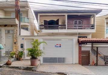 Sobrado para venda com 3 quartos, 273m²