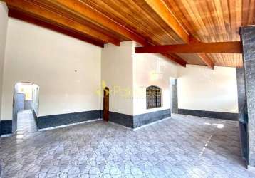 Casa à venda 3 quartos, 3 vagas, 250m², jardim maria augusta, taubaté - sp