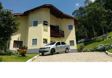 Casa à venda 3 quartos, 1 suite, 3 vagas, 1265m², zona rural, monteiro lobato - sp