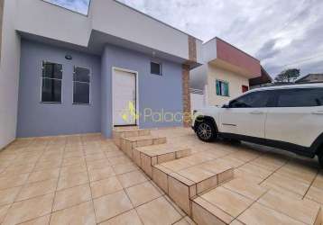 Linda casa térrea com 3 dormitórios, excelente acabamento e amplo quintal no condomínio vila romana