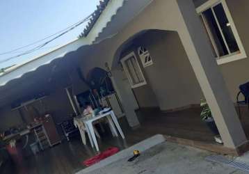 Casa para venda no bairro costeira em araucária, 4 quartos sendo 1 suíte, 2 vagas, sem mobília, 140 m² de área total, 140 m² privativos,