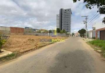 Atenção investidores! terreno plano em rua asfaltada à venda, em bairro candeias, próximo a av. olí