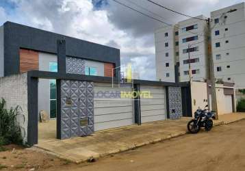 Casa averbada, nova de 3 quartos sendo 1 suíte co closet  com corredor lateral no bairro candeias e