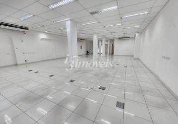 Sala comercial para locação anual, 300 m², térrea, no centro de itajaí-sc