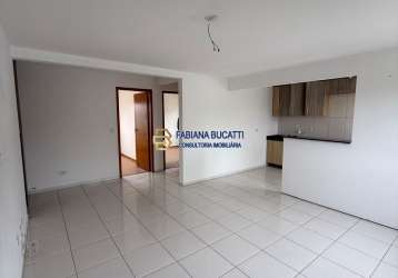 Apartamento espaçoso 62mts vaga garagem colombo