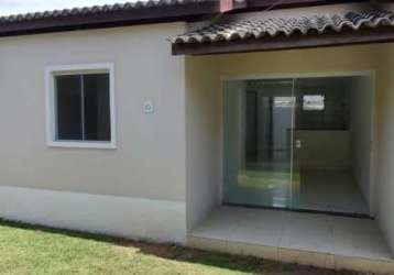 Casa com 2 quartos à venda na rua dr. hélio brito, ipitanga, ipitanga, lauro de freitas por r$ 270.000