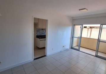 Apartamento com 2 quartos à venda na avenida santos dumont, estrada do coco, lauro de freitas, 58 m2 por r$ 370.000