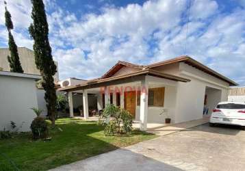 Casa à venda na rua dália, santa paula i, vila velha - es