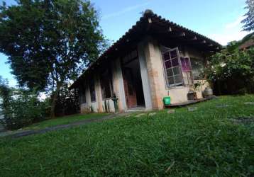 Duas casas rodeadas pela natureza em joinville - oportunidade