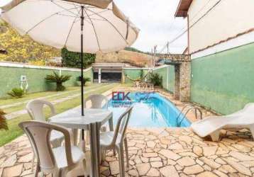 Casa com 4 dormitórios à venda, 295 m² por r$ 1.275.000 - jardim dos cisnes - são bento do sapucaí/sp