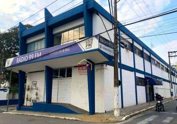 Oportunidade prédio comercial no centro