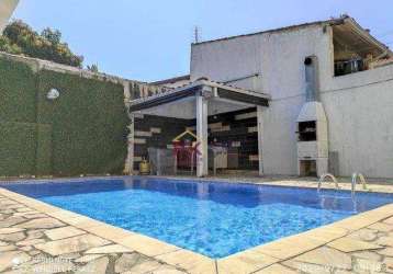 Casa com 4 dormitórios à venda, 180 m² por r$ 830.000,00 - sumaré - caraguatatuba/sp