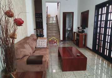 Sobrado com 3 dormitórios à venda, 238 m² por r$ 700.000 - loteamento residencial andrade - pindamonhangaba/sp