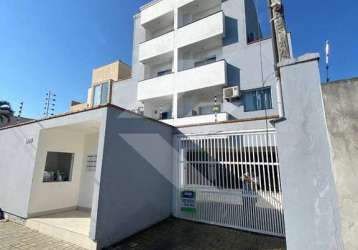 Apartamento com suíte no cordeiros