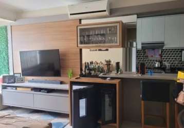 Apartamento de 2 dormitórios no córrego perto da praça berman