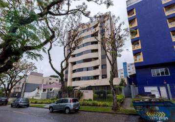 Apartamento a venda no água verde, 3 dormitórios, 2 vagas de garagem, sacada com churrasqueira, edifício saint james