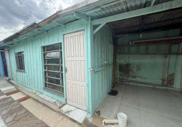 Casa com 1 quarto para alugar na rua pedro prosdócimo, 48 b, tatuquara, curitiba, 40 m2 por r$ 600