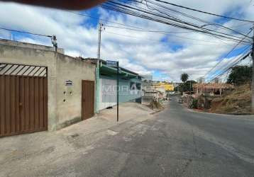 Casa de esquina para fins comerciais/lote no bairro xangri-lá