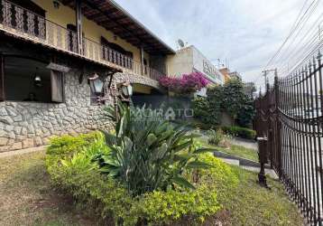 Casa comercial 5 quartos, 1 suíte, 3 vagas de garagem no bairro eldorado