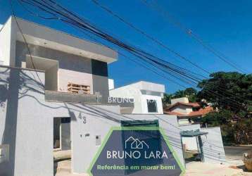 Casa a venda em betim mg , bairro novo guarujá.