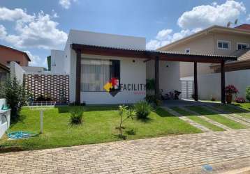 Casa com 3 quartos à venda na antonio pires de camargo filho, 63, chácara santa cruz dos pires, itatiba, 145 m2 por r$ 950.000