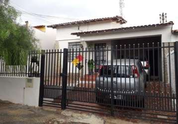 Casa com 3 quartos à venda na firmino costa, 55, taquaral, campinas, 180 m2 por r$ 580.000