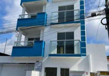 Apartamento com 2 dormitórios no centro em navegantes/sc.