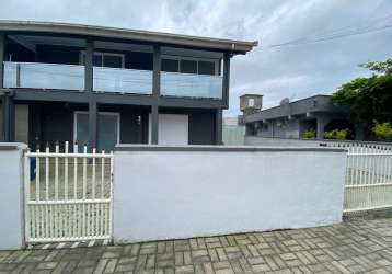 Casa com 2 dormitórios para alugar, 75 m² por r$ 2.500,00/mês - gravatá - navegantes/sc