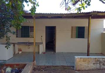 Central - vila nova - dependencia de fundos - r$ 600,00