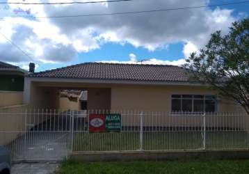 Casa térrea no centro de bocaiuva do sul