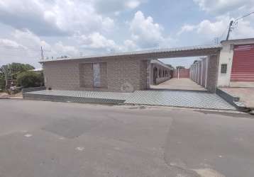 Casa com quintal grande a venda no bairro tarumã, manaus