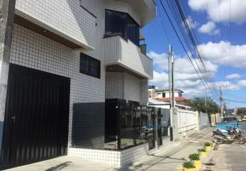 Casa a venda residencial/ comercial,  excelente localização  centro de balneário camboriú!!!