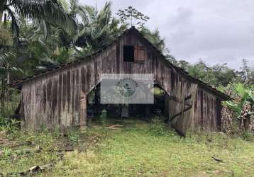 Sítio na estrada do pico, escriturado, 105.848 m², com rios e ranchos